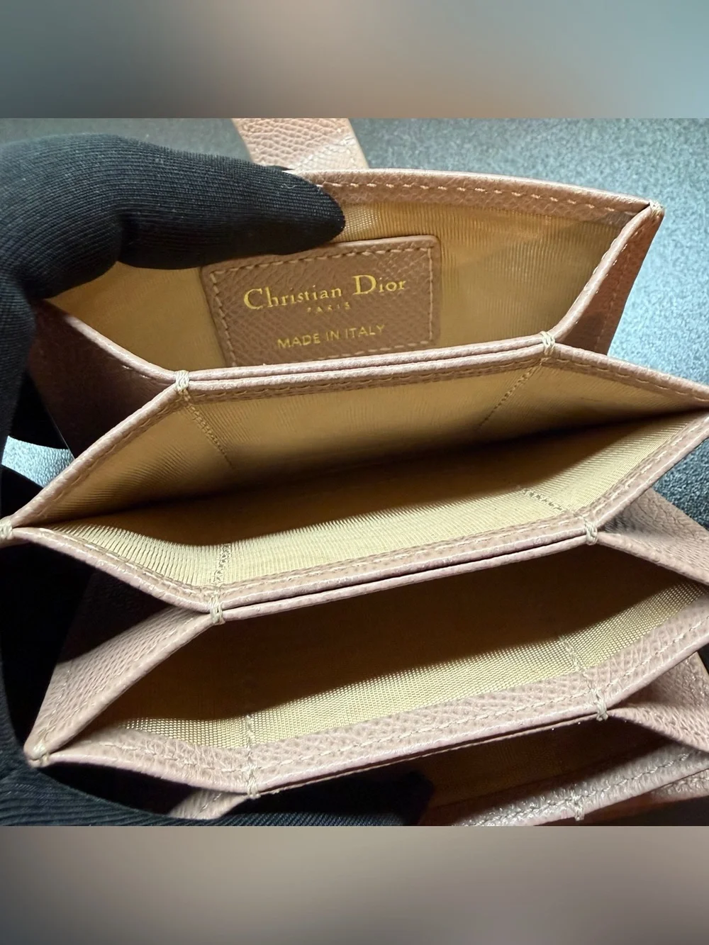 Dior 30 Montaigne Accordion Card Holder